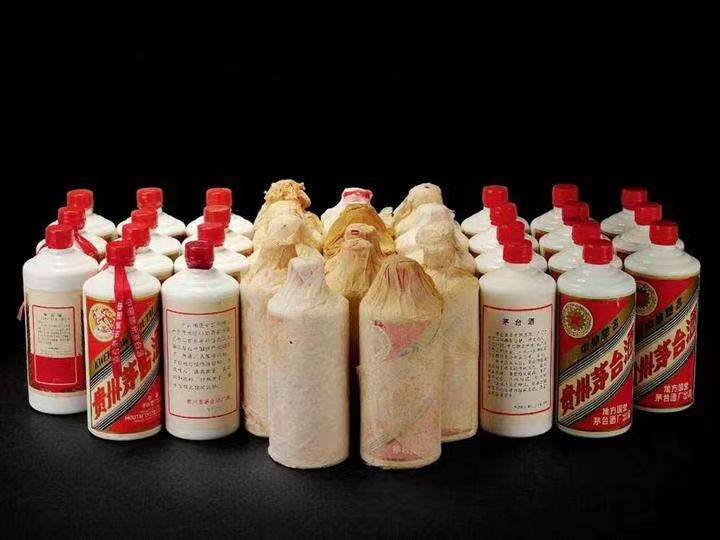 万载日照岚山回收酒价格哪里回收(附近上门回收茅台酒）?